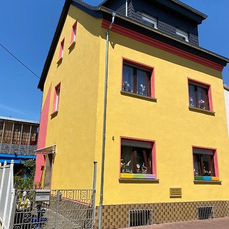 T&T Ferienwohnung Rheinbrohl Esterno foto