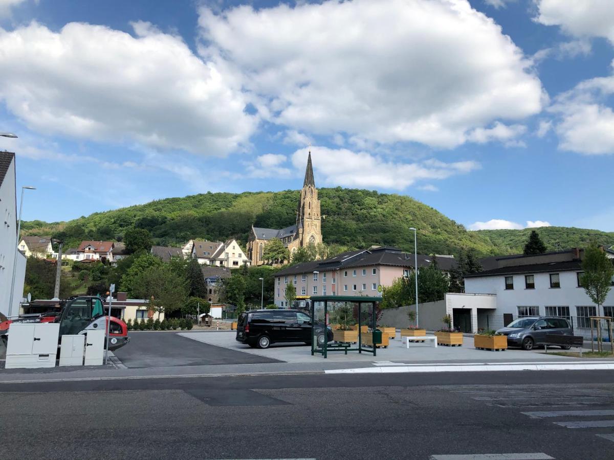 T&T Ferienwohnung Rheinbrohl Esterno foto