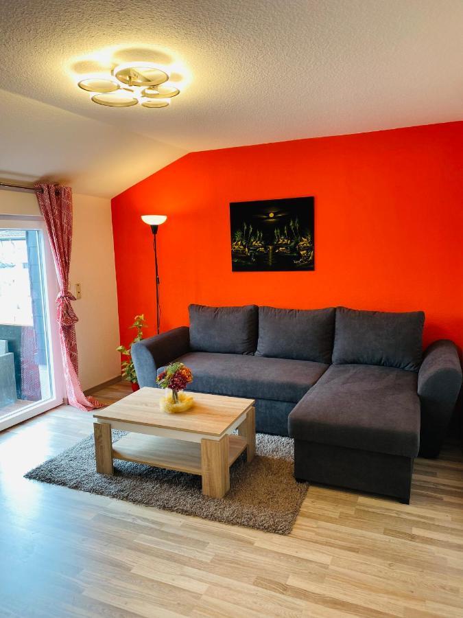 T&T Ferienwohnung Rheinbrohl Esterno foto