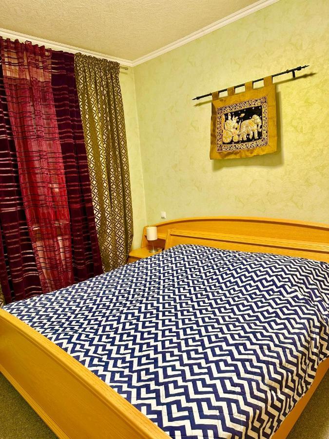 T&T Ferienwohnung Rheinbrohl Esterno foto