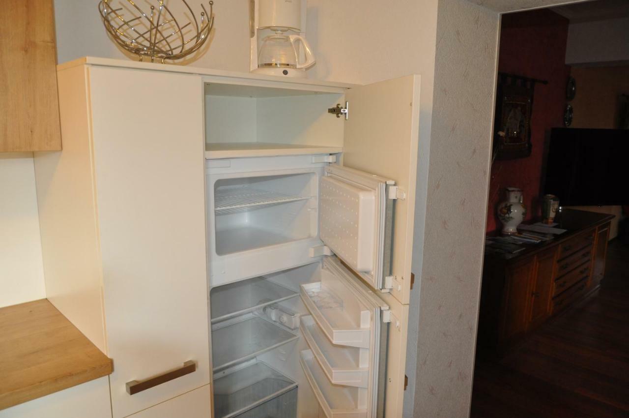 T&T Ferienwohnung Rheinbrohl Esterno foto